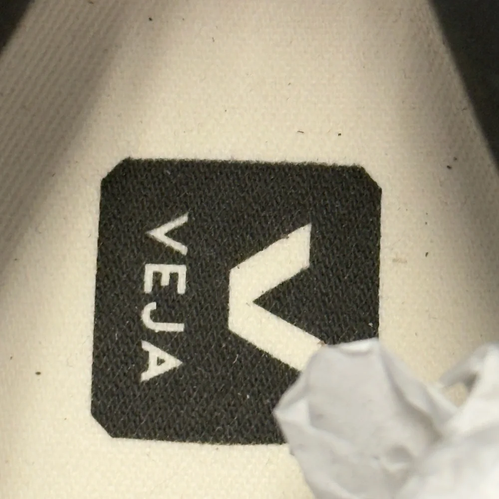 New VEJA V-95 Unisex High-top Brown and Black Sneakers Size 9 Men/ 11 Women